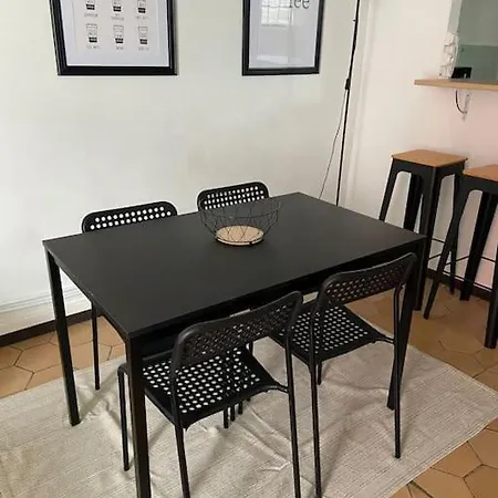 Apartment Ancienne Maison De Spacieuse Pour 7 Pers Sotteville-les-Rouen